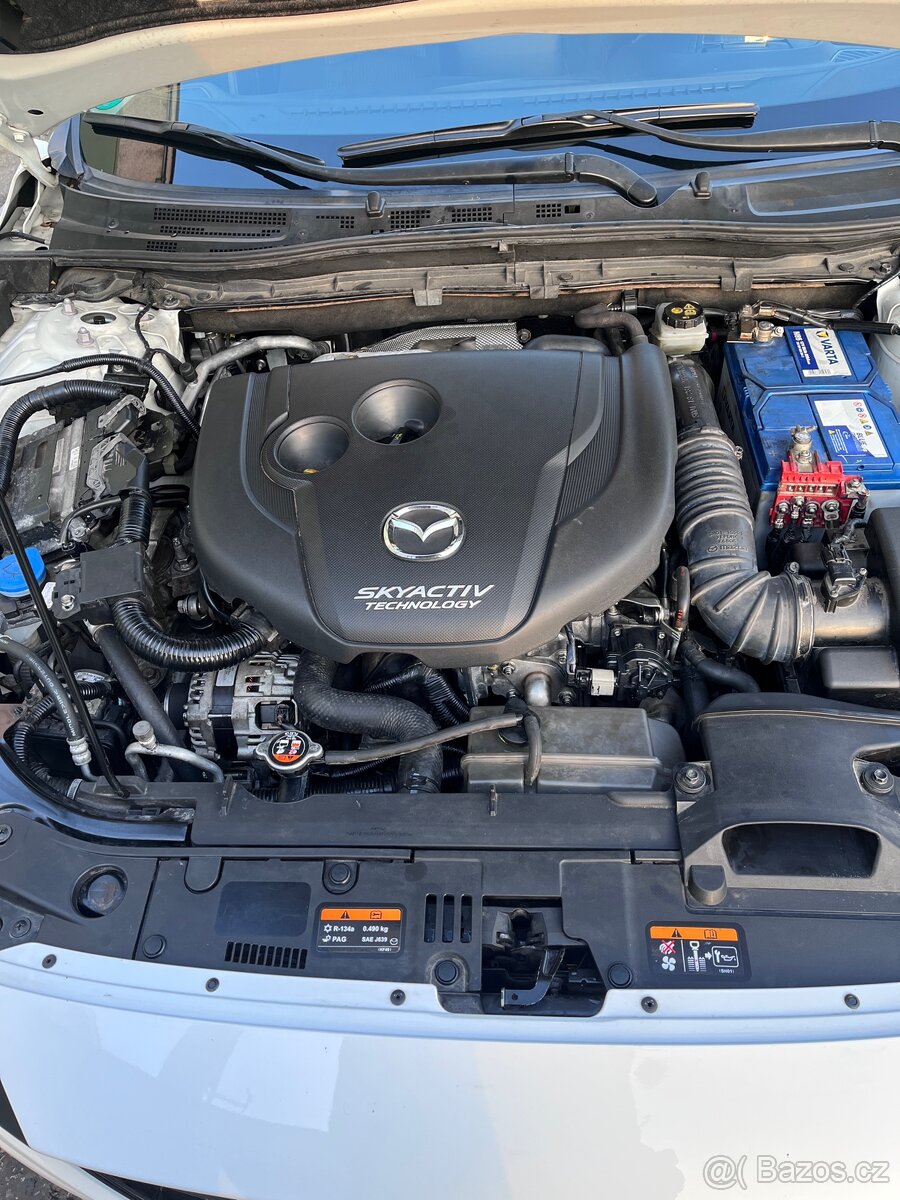 Mazda 3 - 10