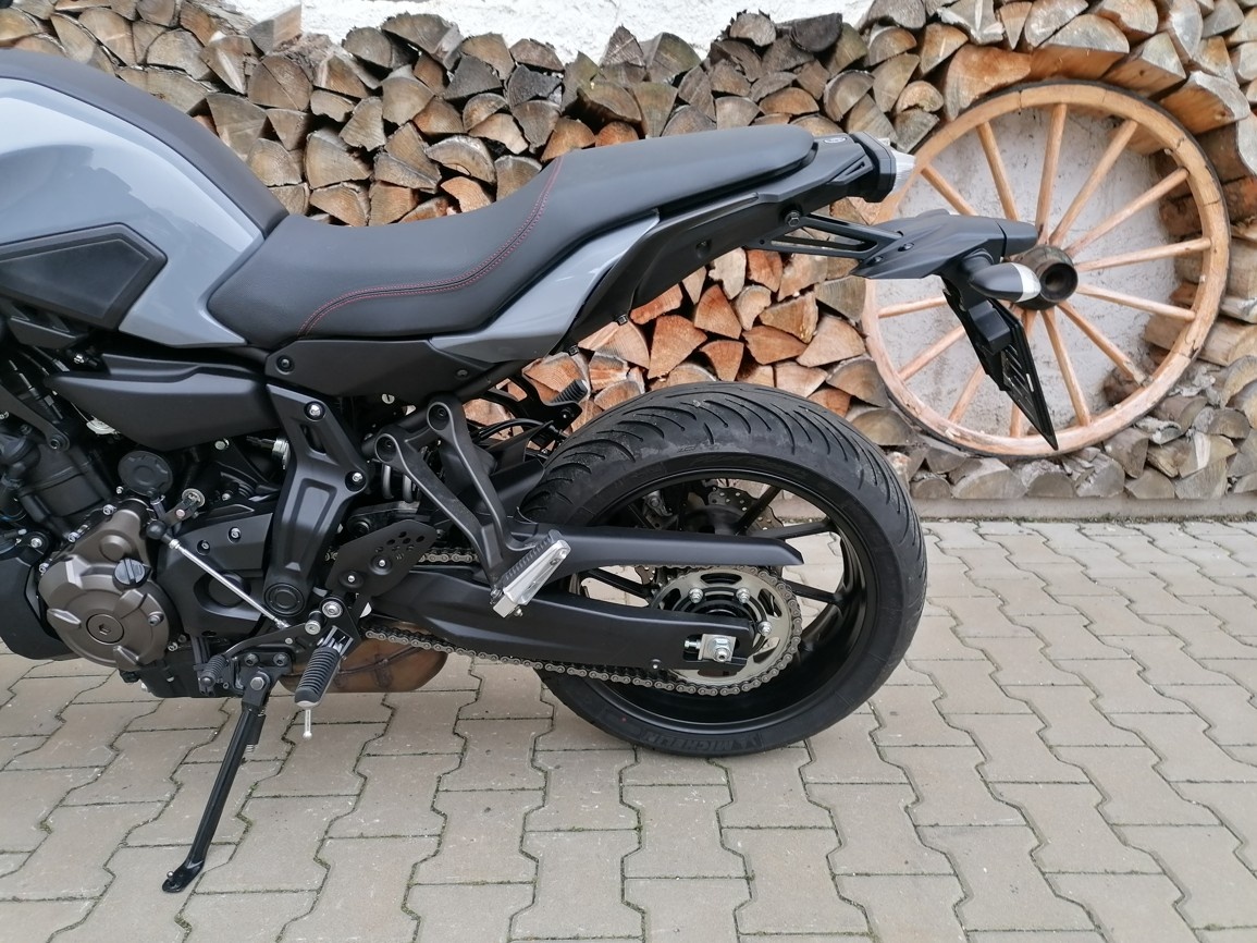 YAMAHA TRACER 7 / 700 - 10