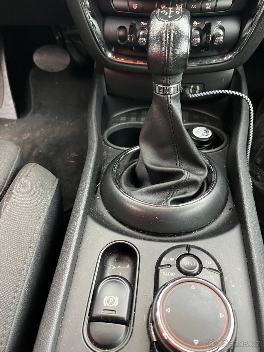 MINI Clubman Cooper D - 10