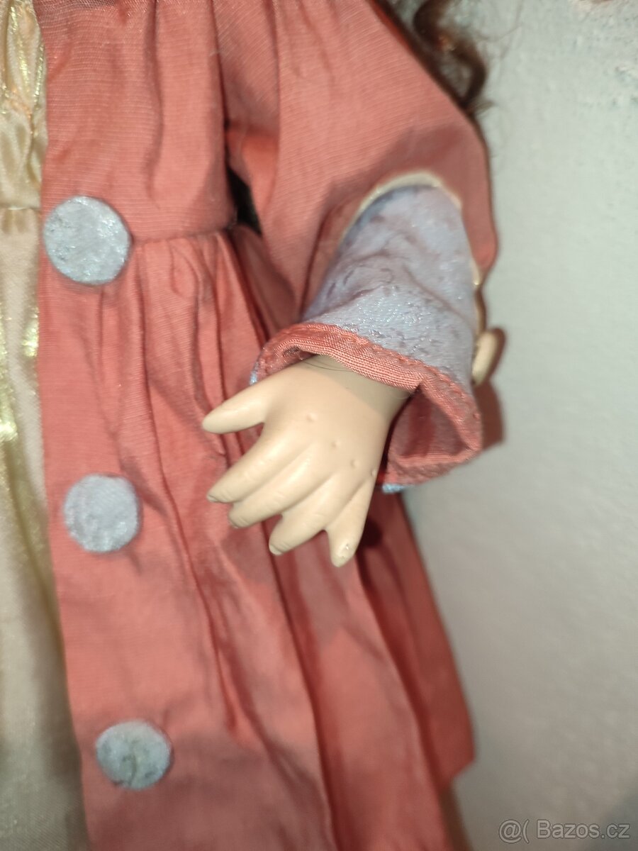 Porcelánová panenka - 10