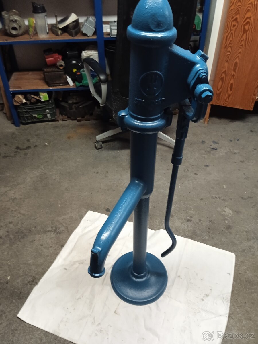 Ruční pumpa - 10