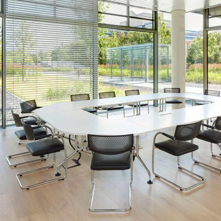 Kancelářská židle - Vitra Visavis (PC 8 600,-) 4ks - 10