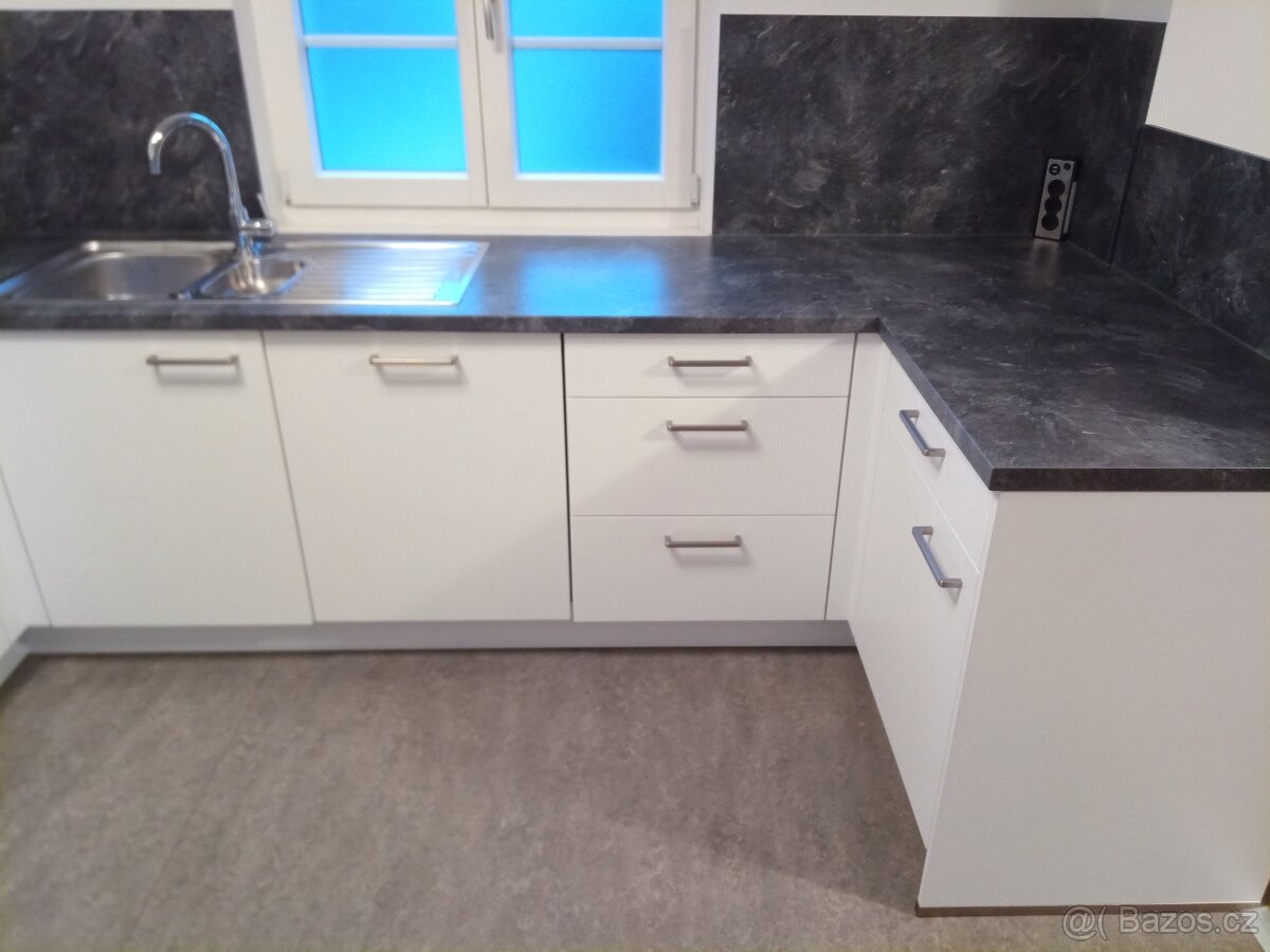 Moderní kuchyňská linka - 10