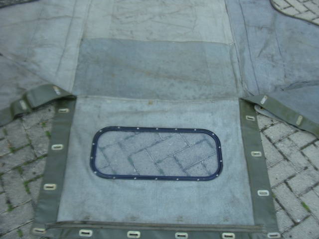 UAZ 469 - plachta gumová zánovní. - 10