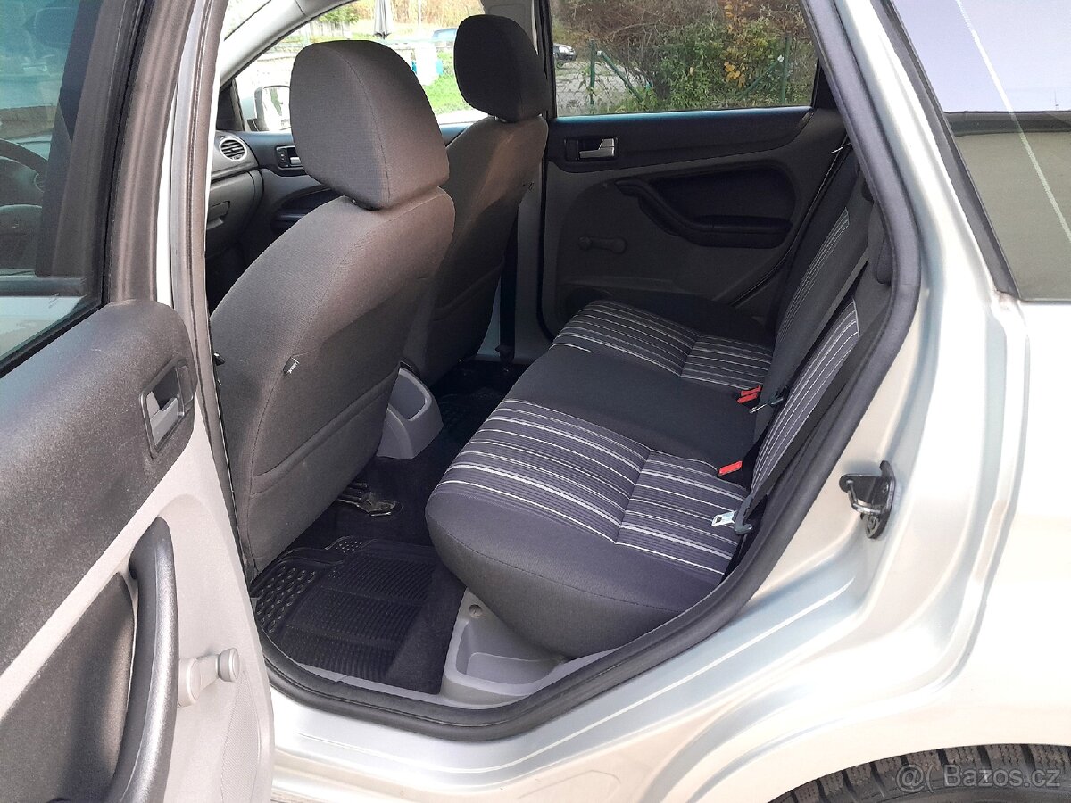 Ford Focus Combi 1.6TDCi 80kW rok 2008 naj.389tis. NOVÁ STK - 10