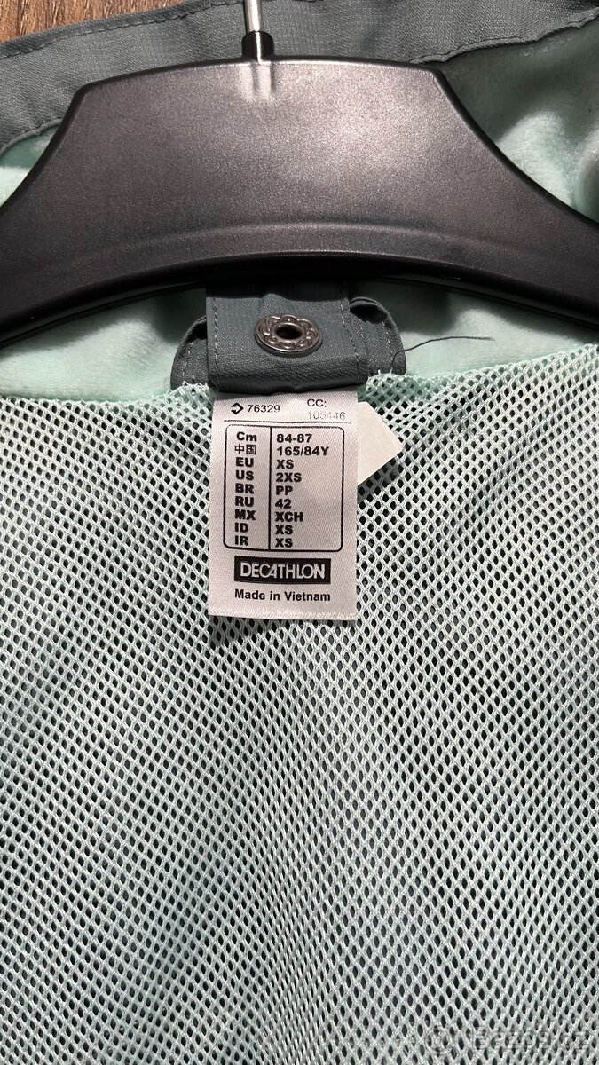 Outdoorová (podzim / jaro) bunda QUECHUA 2v1 - 10