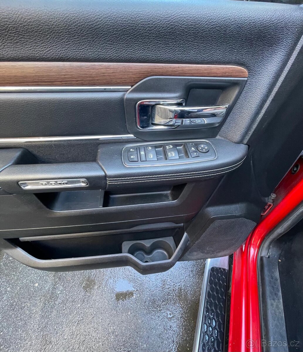 Dodge Ram 1500 - 10