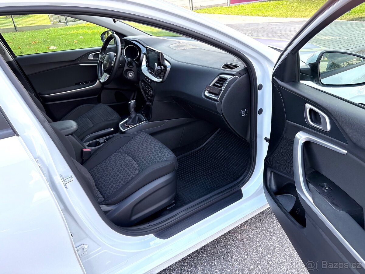 KIA Ceed SW 1,5 T-GDI 118kW ZÁRUKA r.2023 - 10