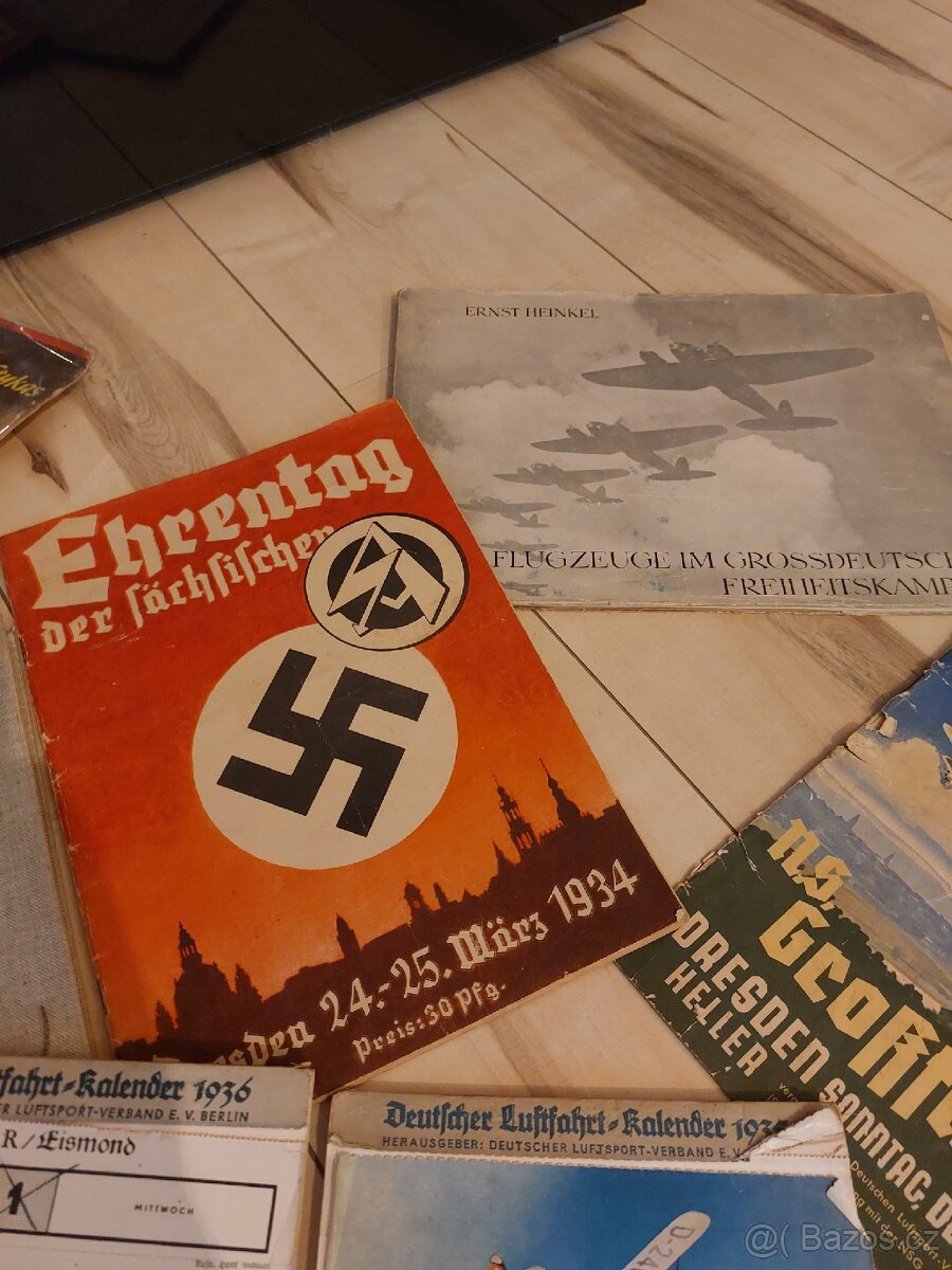 Fotky literatura časopisy a kalendáře - 10