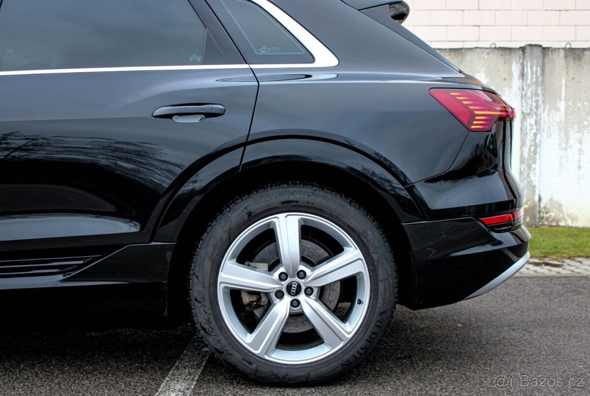 Audi E-tron 50 QUATTRO Advanced - 10