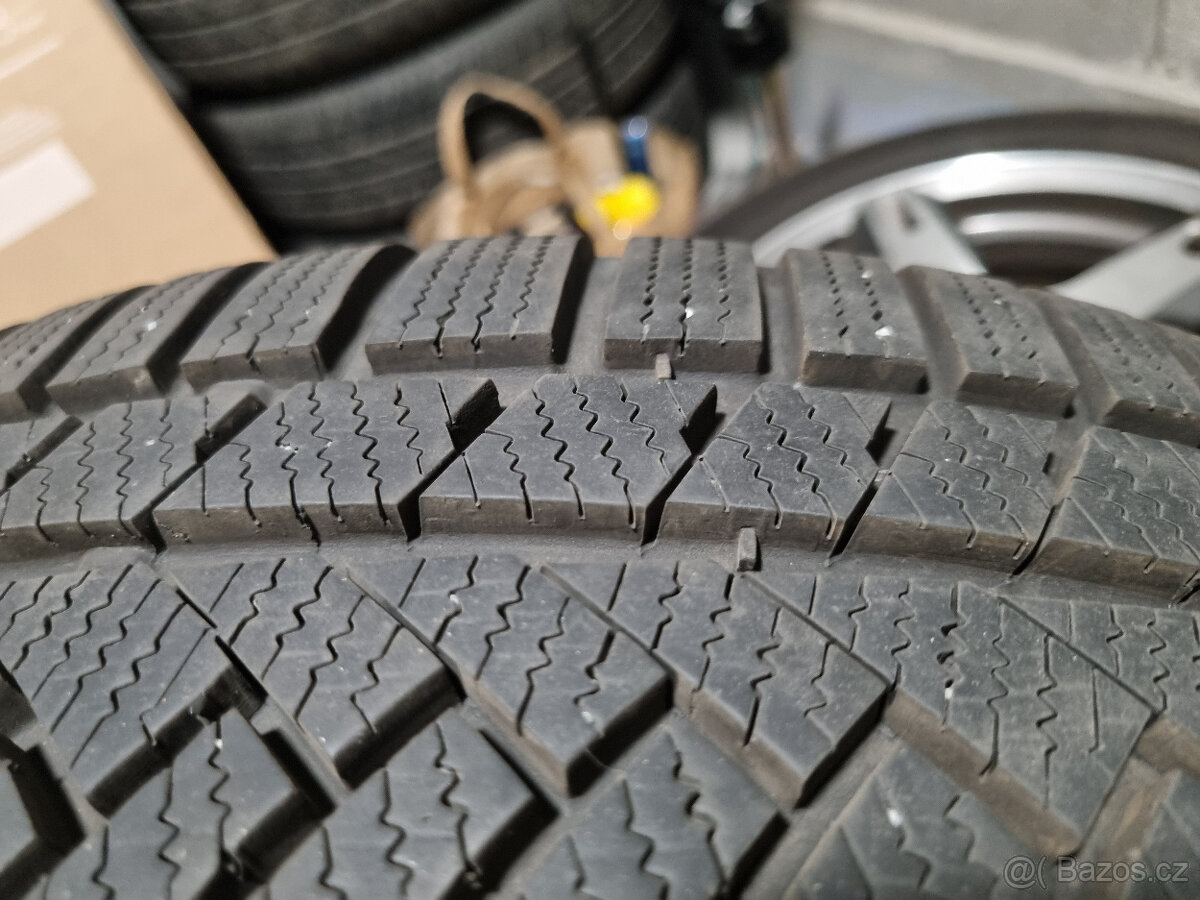 Prodám alu 17 + zimní pneu Continental 235/45 - 10