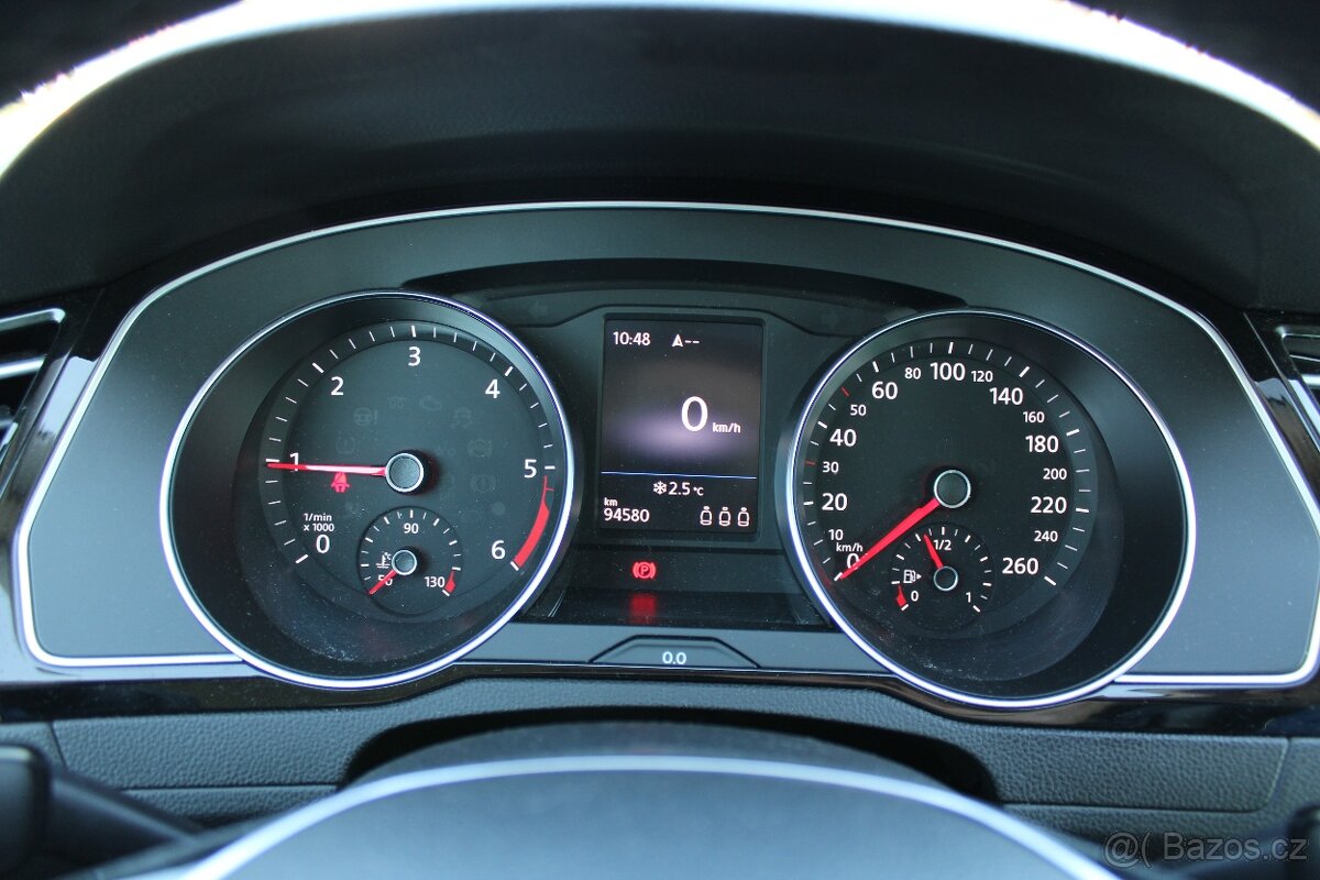 Volkswagen Passat, 2,0TDi 140KW, 94.580 km, ČR, r.v. 2017 - 10