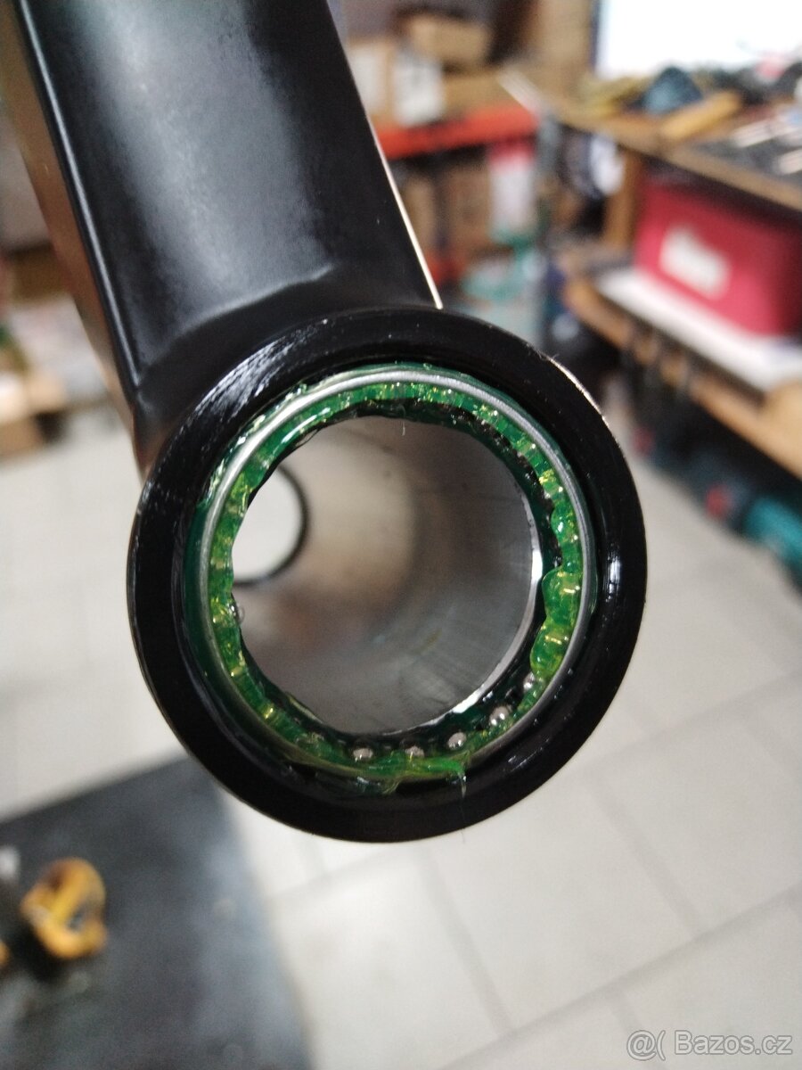 Pánské trekingové kolo Apache Arrow - 10