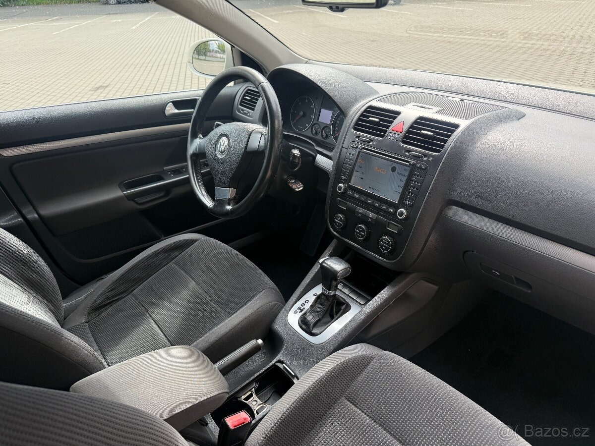 Volkswagen Golf, 2.0TDI, 103kw Tažné 1.5T Aut. - 10