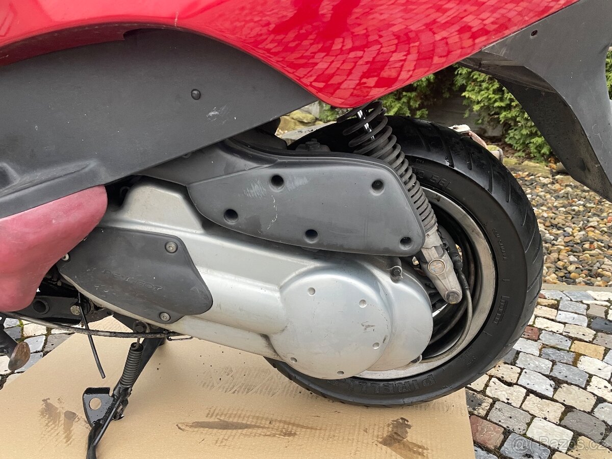 Peugeot Elystar 125 ccm rok 2004 - 10