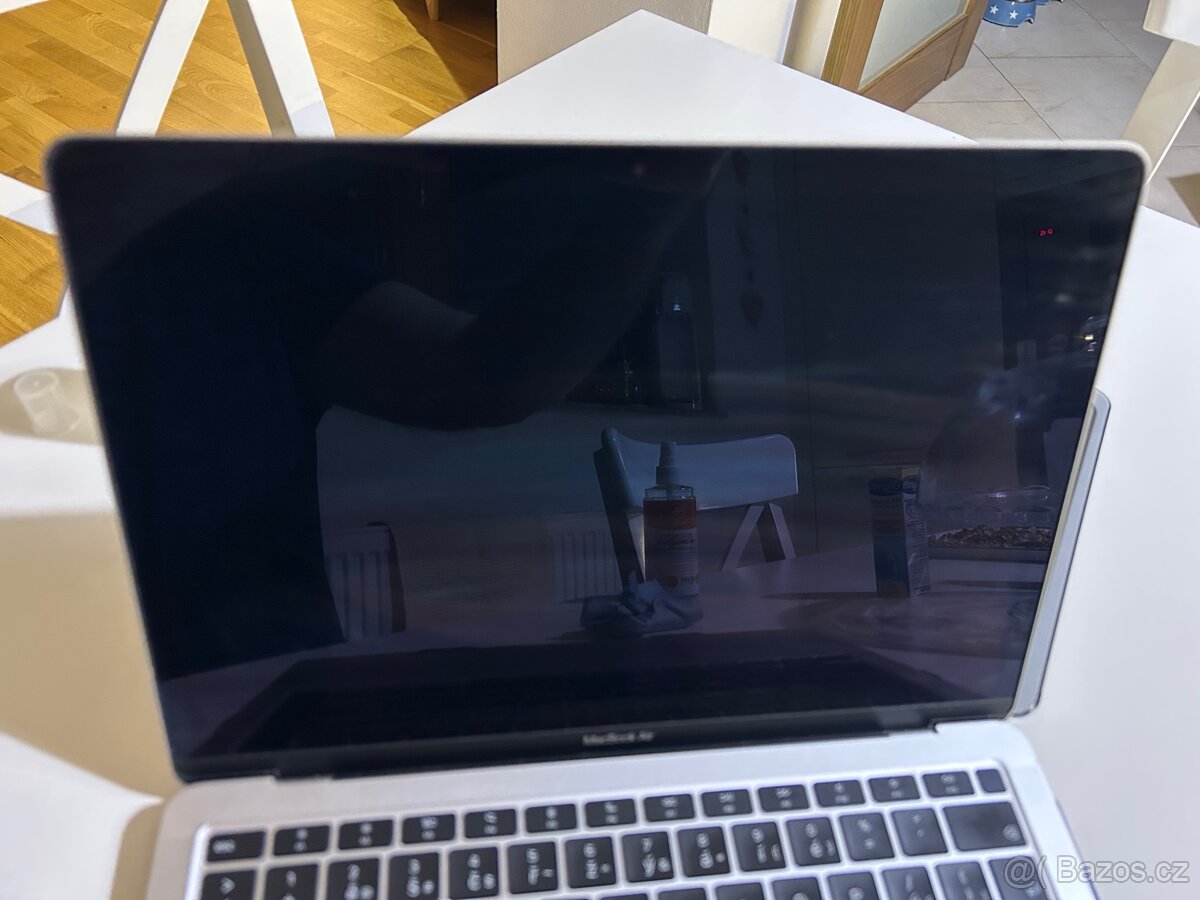 Apple MacBook Air M1 2020 256GB - 10