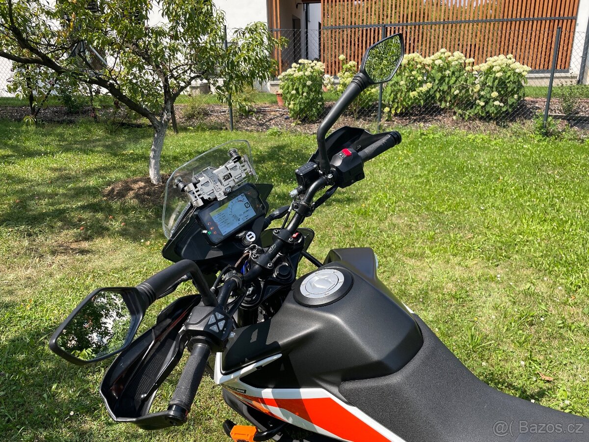 KTM 390 adventure, rok 2021 - 10