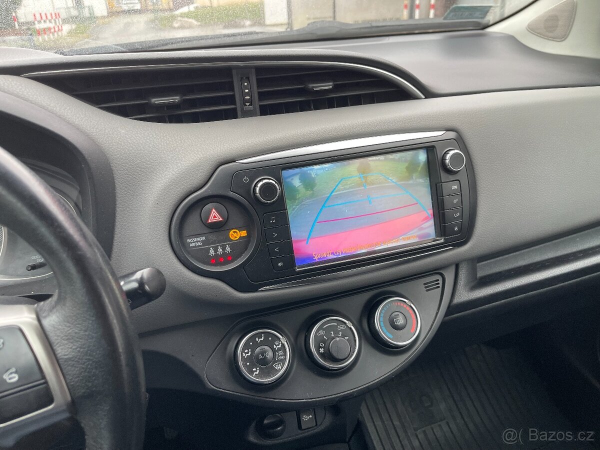 Yaris 1.3 benzin - 10