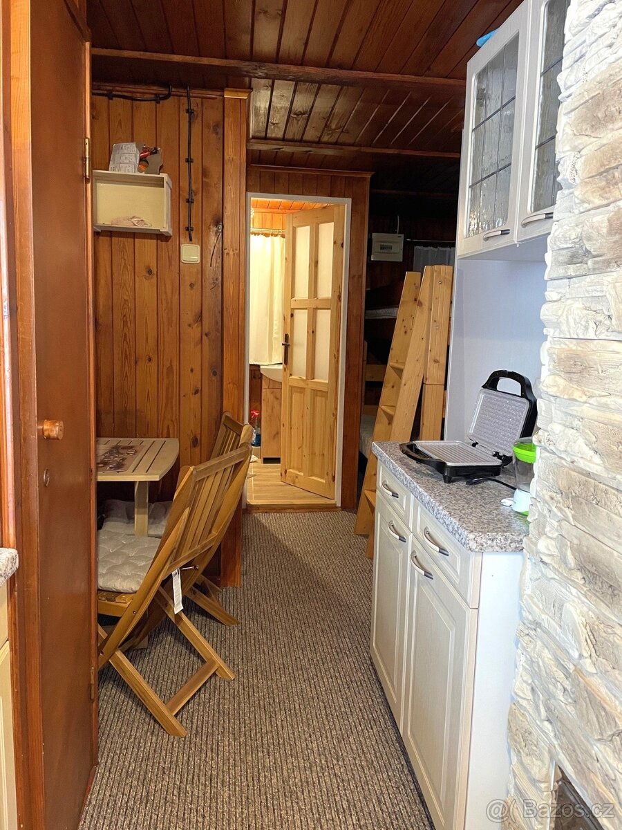 Prodej chaty v Doksech u Máchova jezera - 10