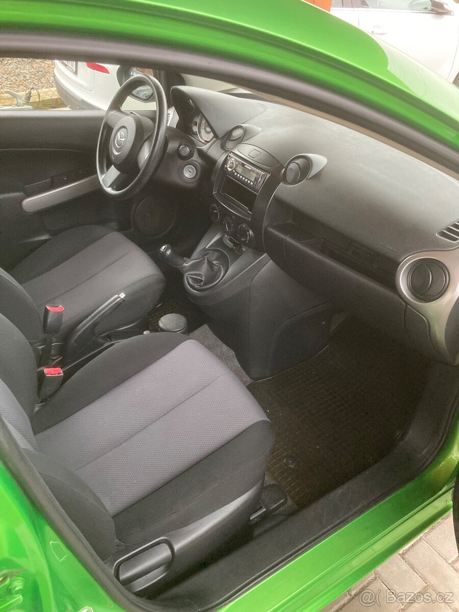 Prodám Mazda 2 1.3 55kw - 10
