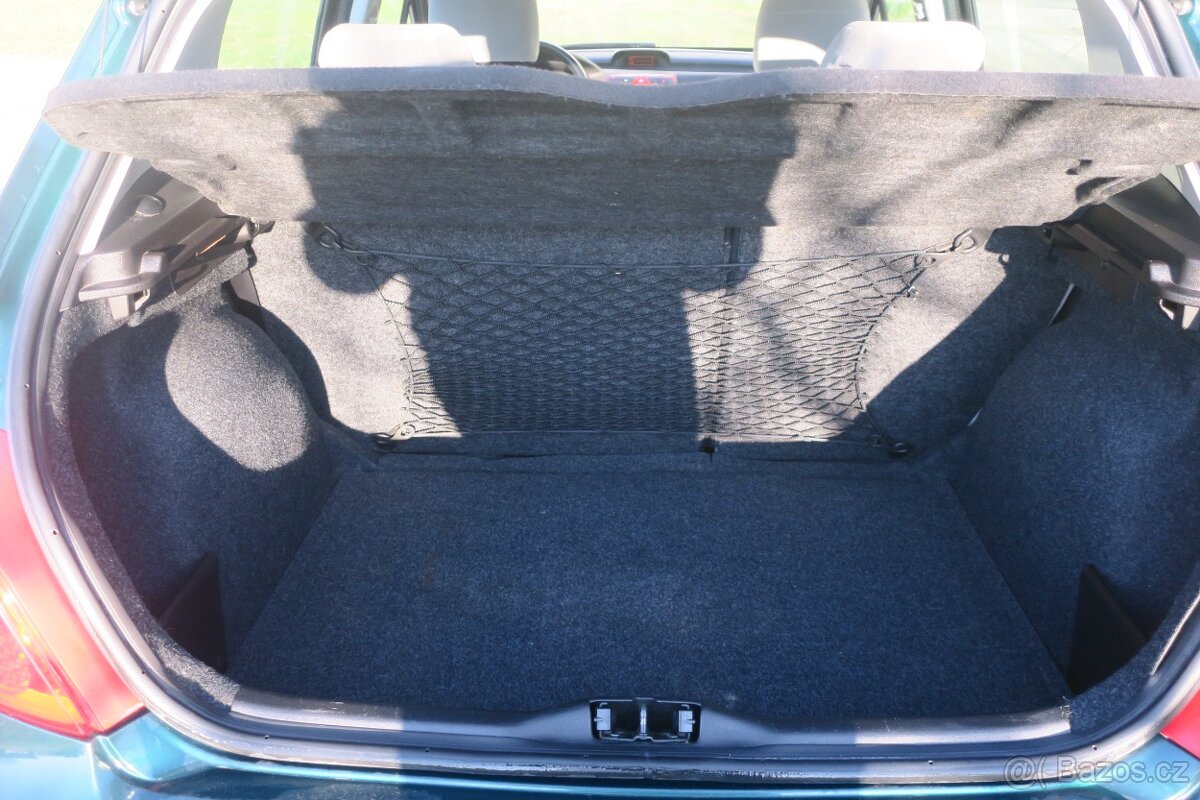 PEUGEOT 307 1.616V, BOHATÁ VÝBAVA - 10