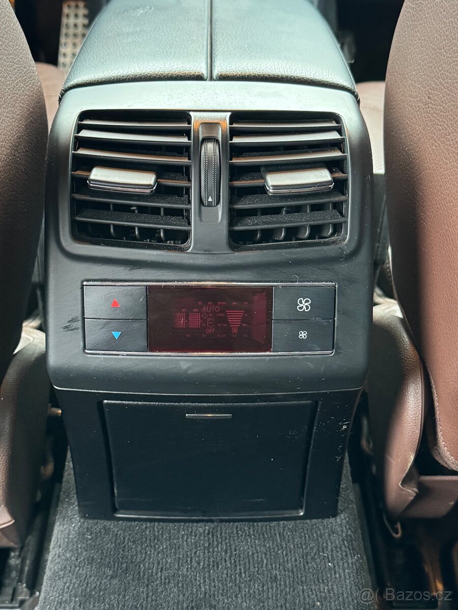 Mercedes benz E250 - 10