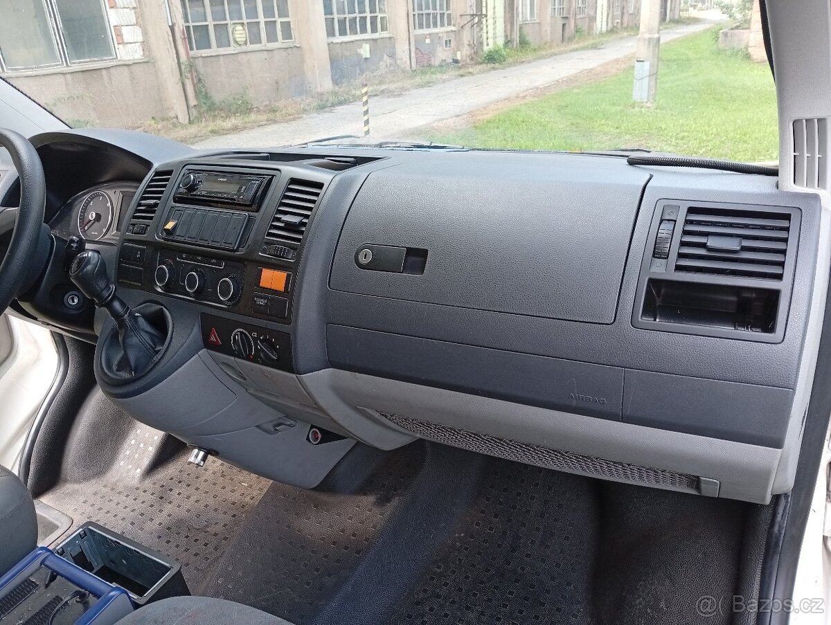 Volkswagen Transporter, 2.0 TDi (103 kw) - montážní vůz - 10