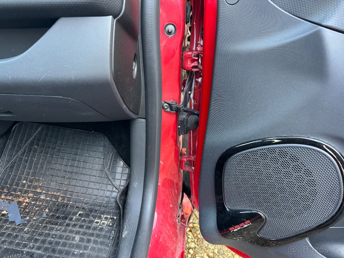 RENAULT CLIO 1,2 16V,54 KW,ROK 2014,NAJ 160 TKM,KLIMA,DOHODA - 10