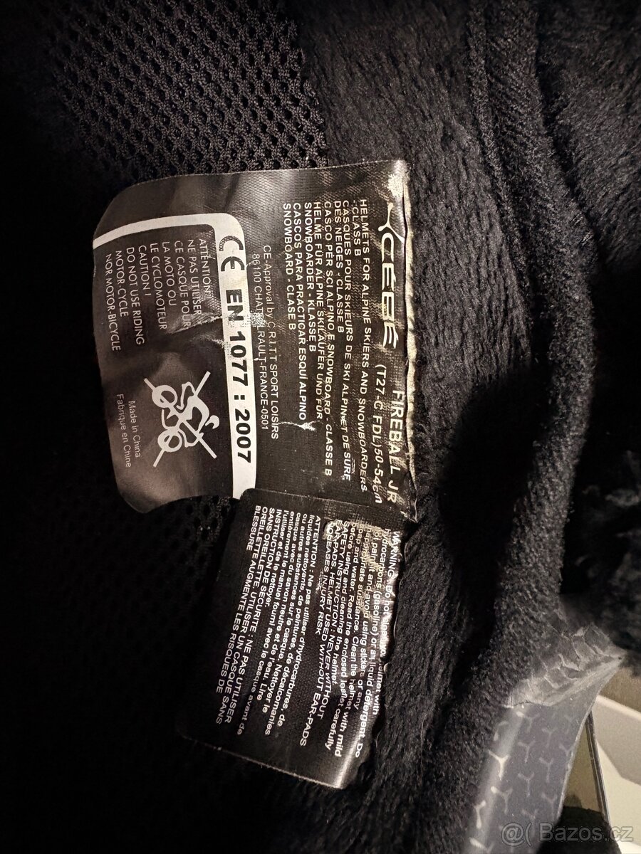 Lyžařská helma - 10