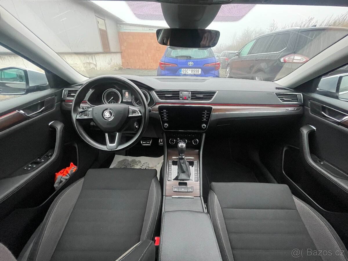 Škoda Superb Scout - 2,0/140 kW - 10