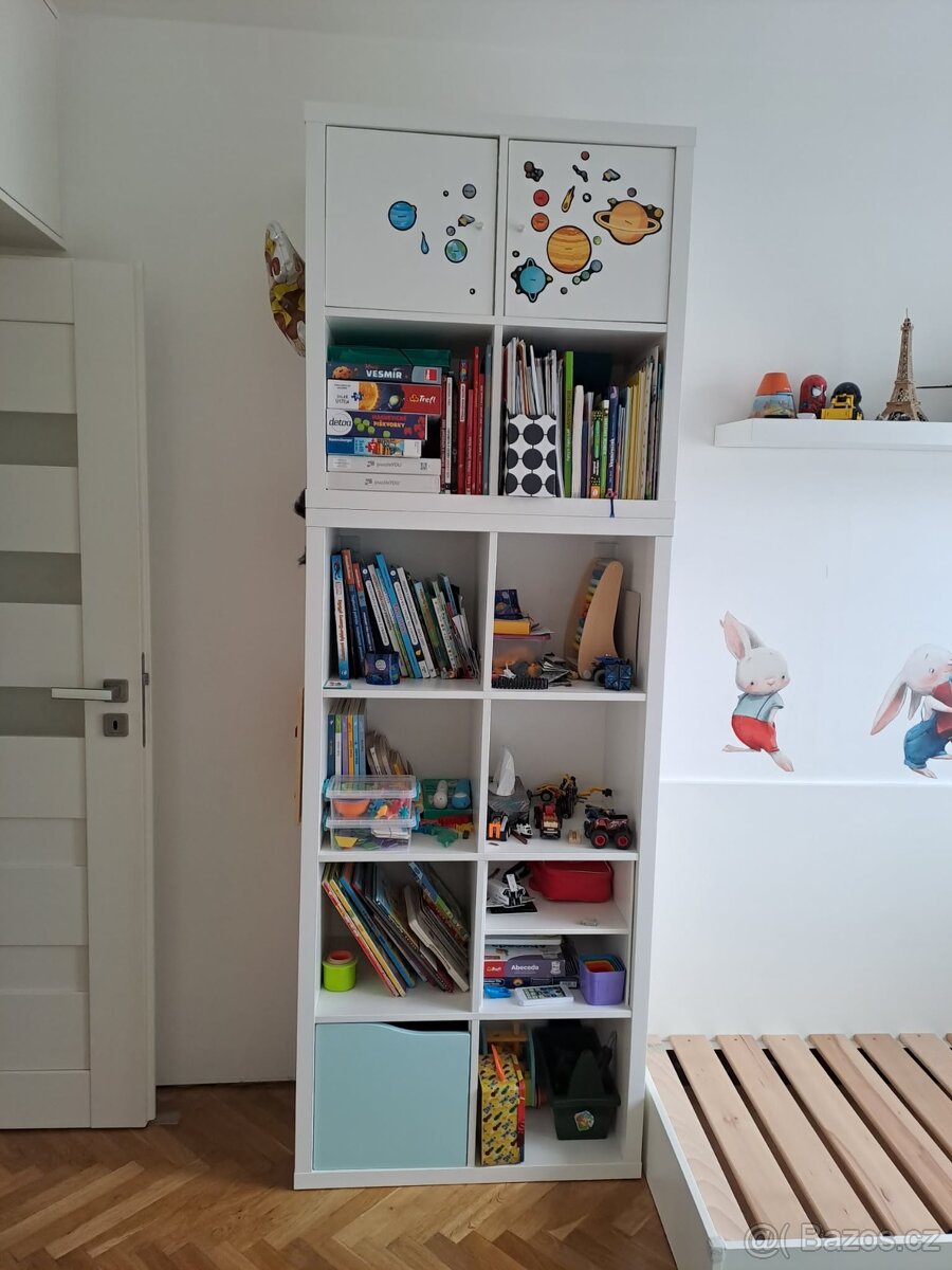 Nábytek - dětská postel cca 160x80 + IKEA KALLAX - 10
