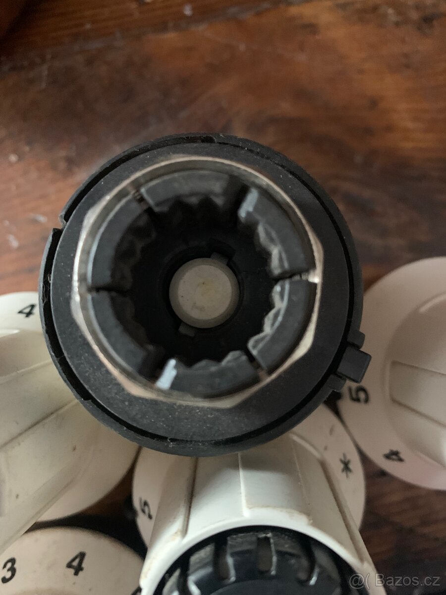 Prodam termo hlavice - 10