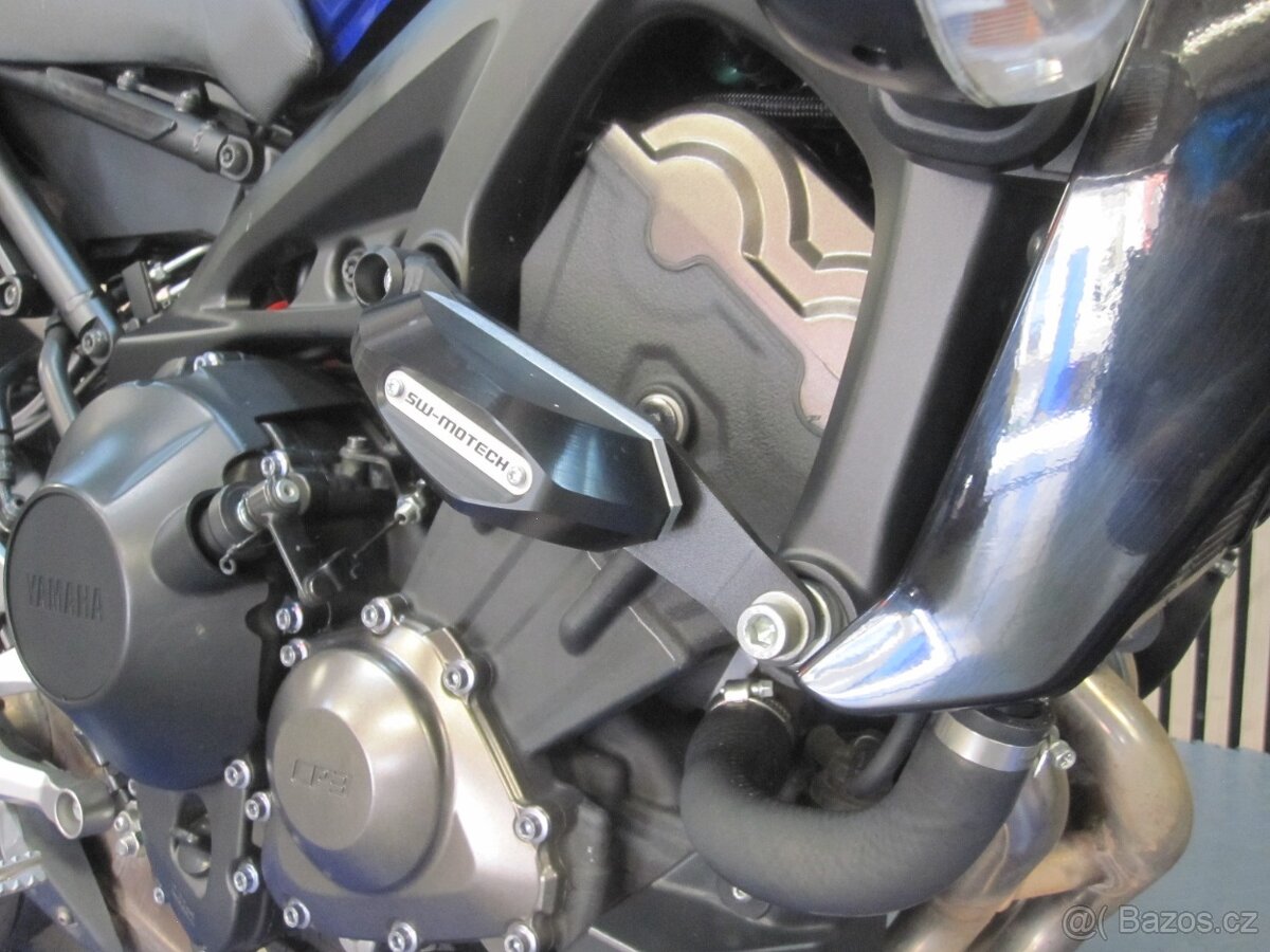 Yamaha MT-09 ABS - 10