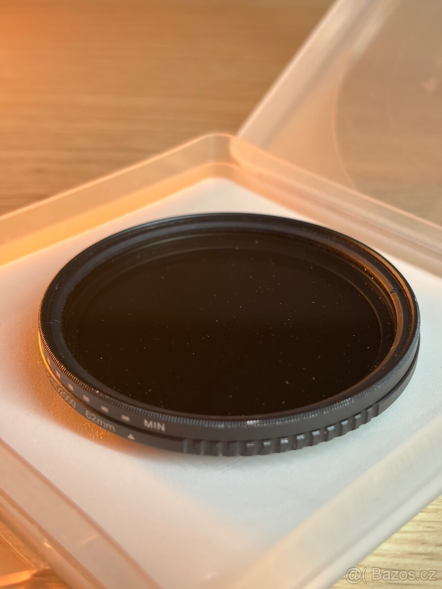 Sony A7 II set - 2 objektivy, mikrofony, filtry sd karta - 10