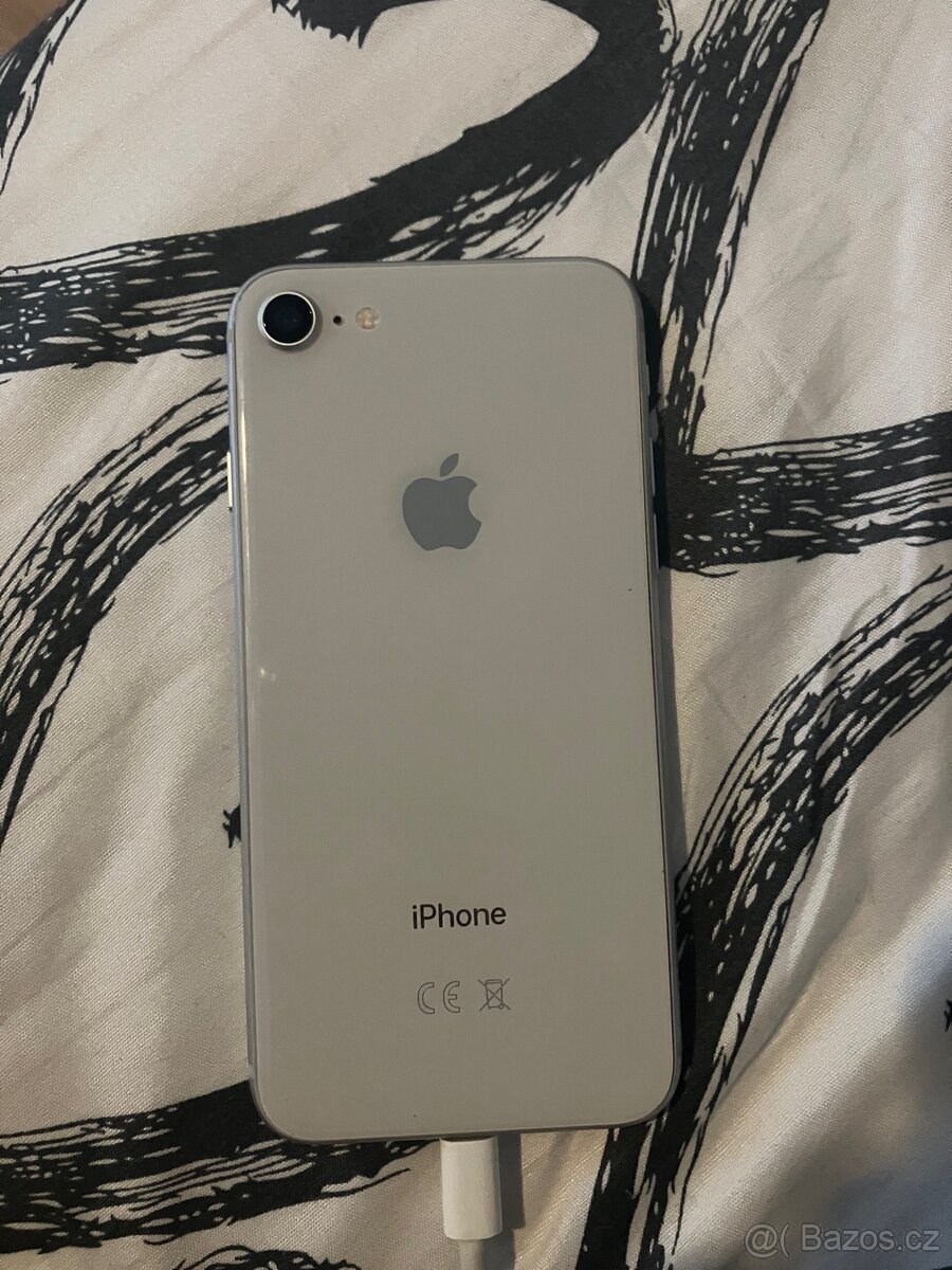 iPhone 8 silver 64gb není plně funkční - 10