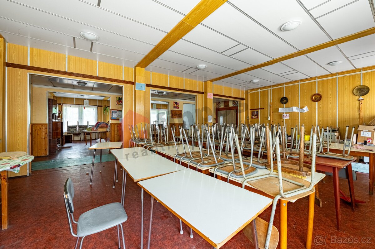 Prodej rekreačního areálu v Doubravicích u Dvora Králové - 10