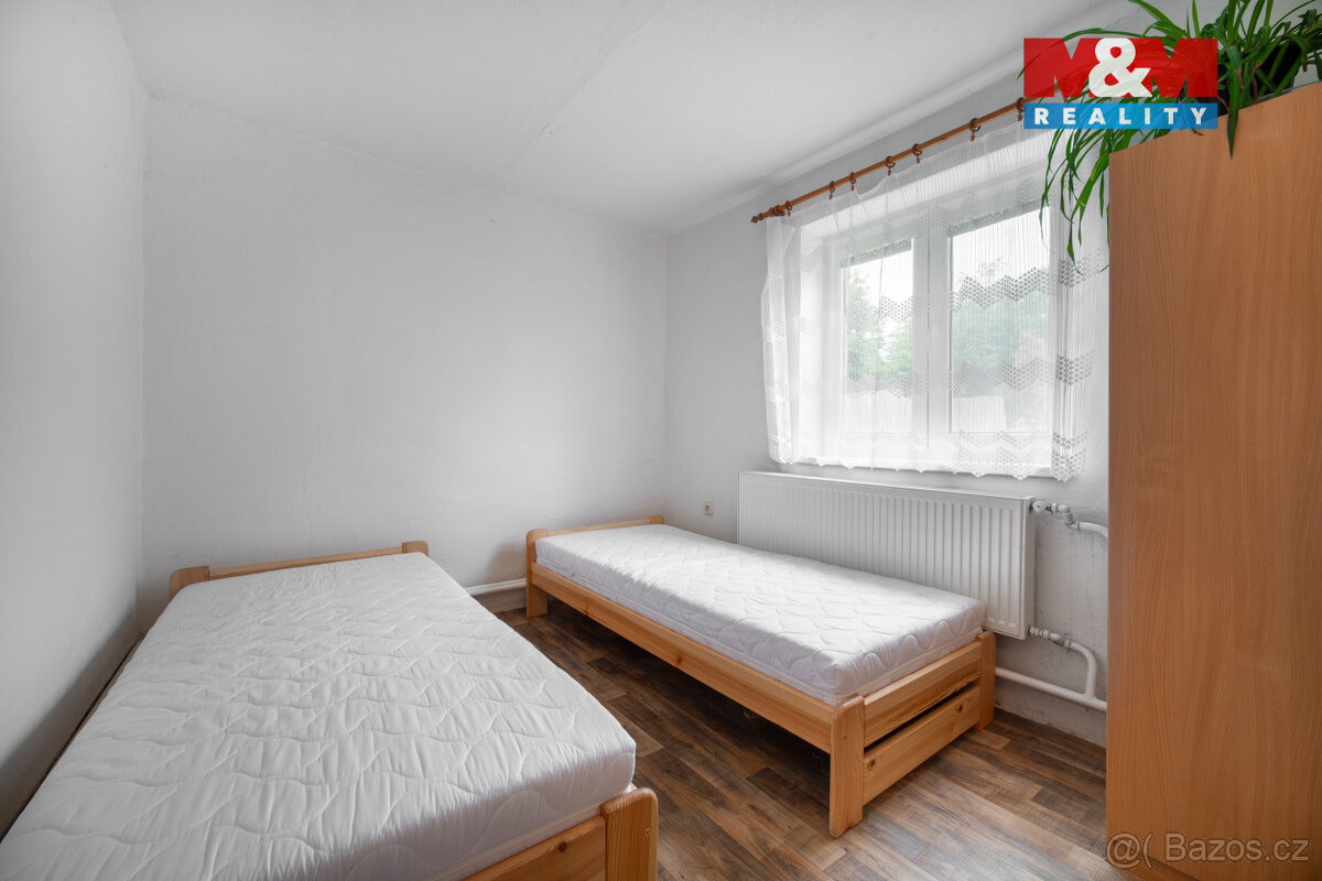 Prodej rodinného domu, 641 m², Uhřice - 10