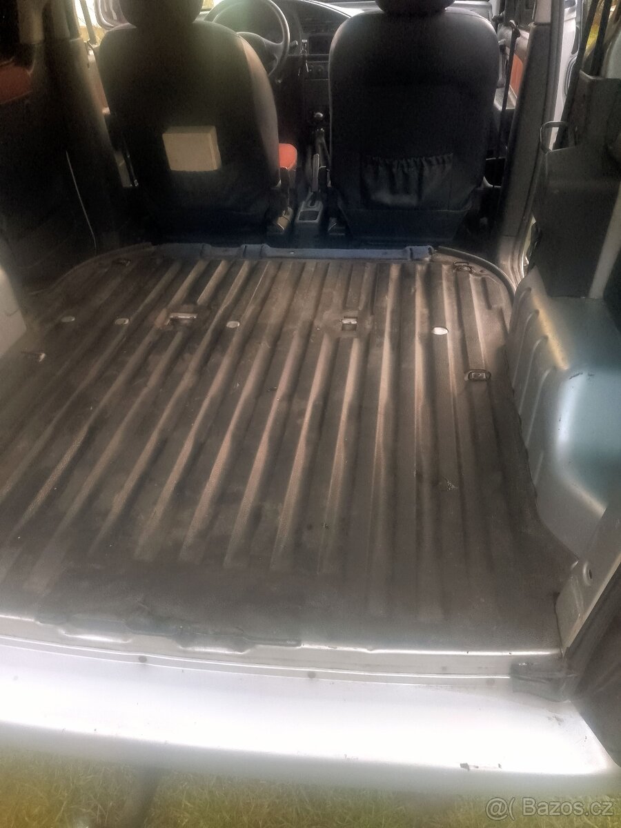 Citroen Berlingo 2.0 HDI - 10