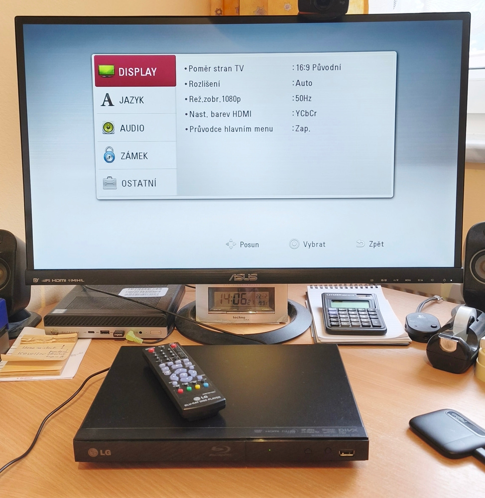 Blu-ray, DVD přehrávač LG BP125 - Super stav - 10
