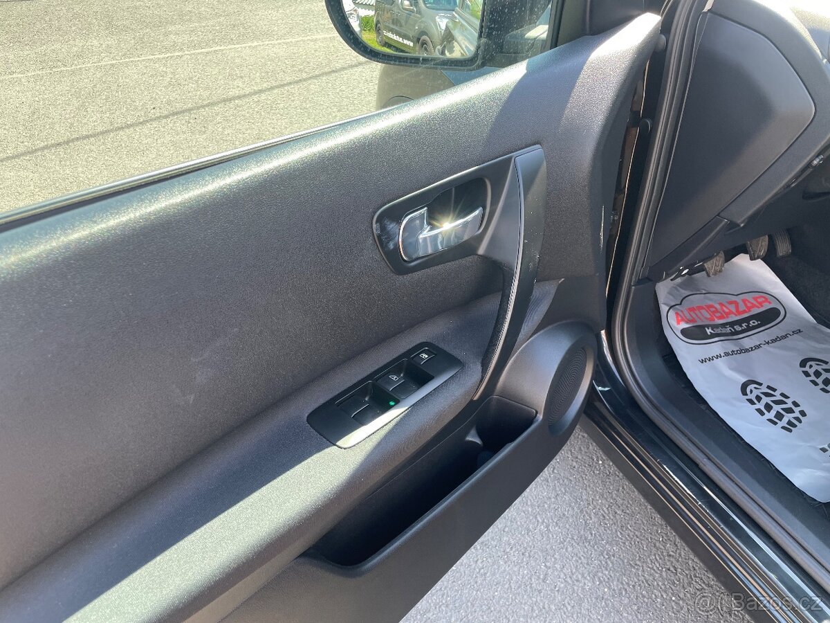 Nissan Qashqai, 1,6 86kW, SERVISKA - 10