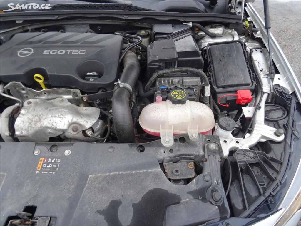 Opel Insignia 2,0 CDTi 125kw Sport Tourer - 10