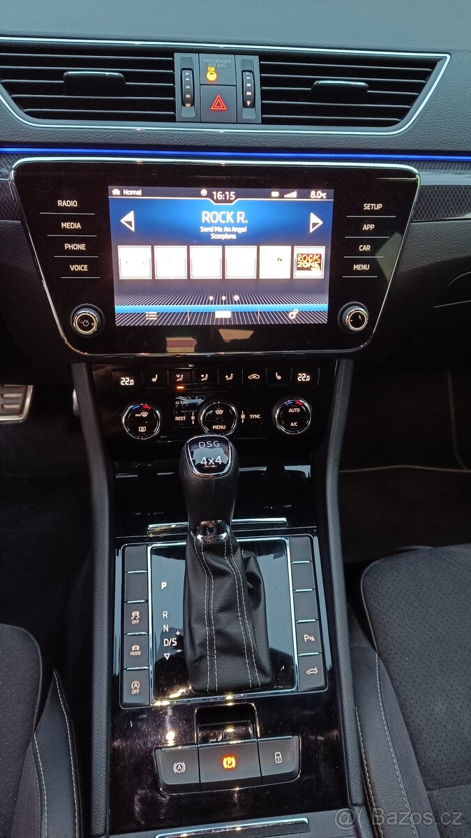 Škoda Superb Sportline - 10