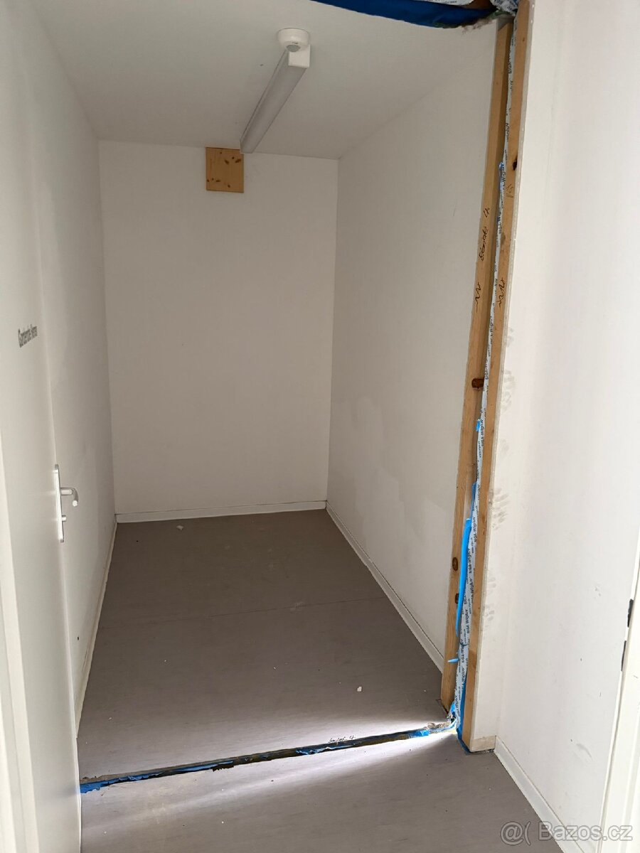 Kancelářský, obytný set tří kontejnerů/44m² - 10