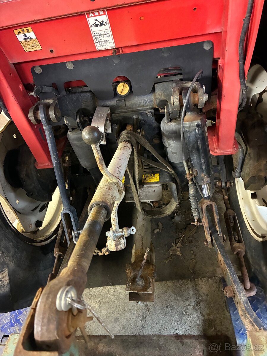 Prodám Yanmar ef328v - 10