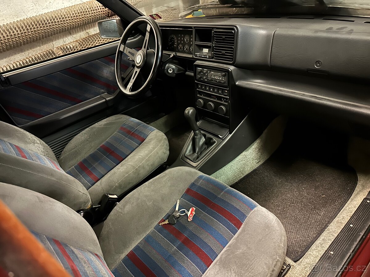 Lancia Delta GT 1991 - Legenda rallye na denní ježdění - 10