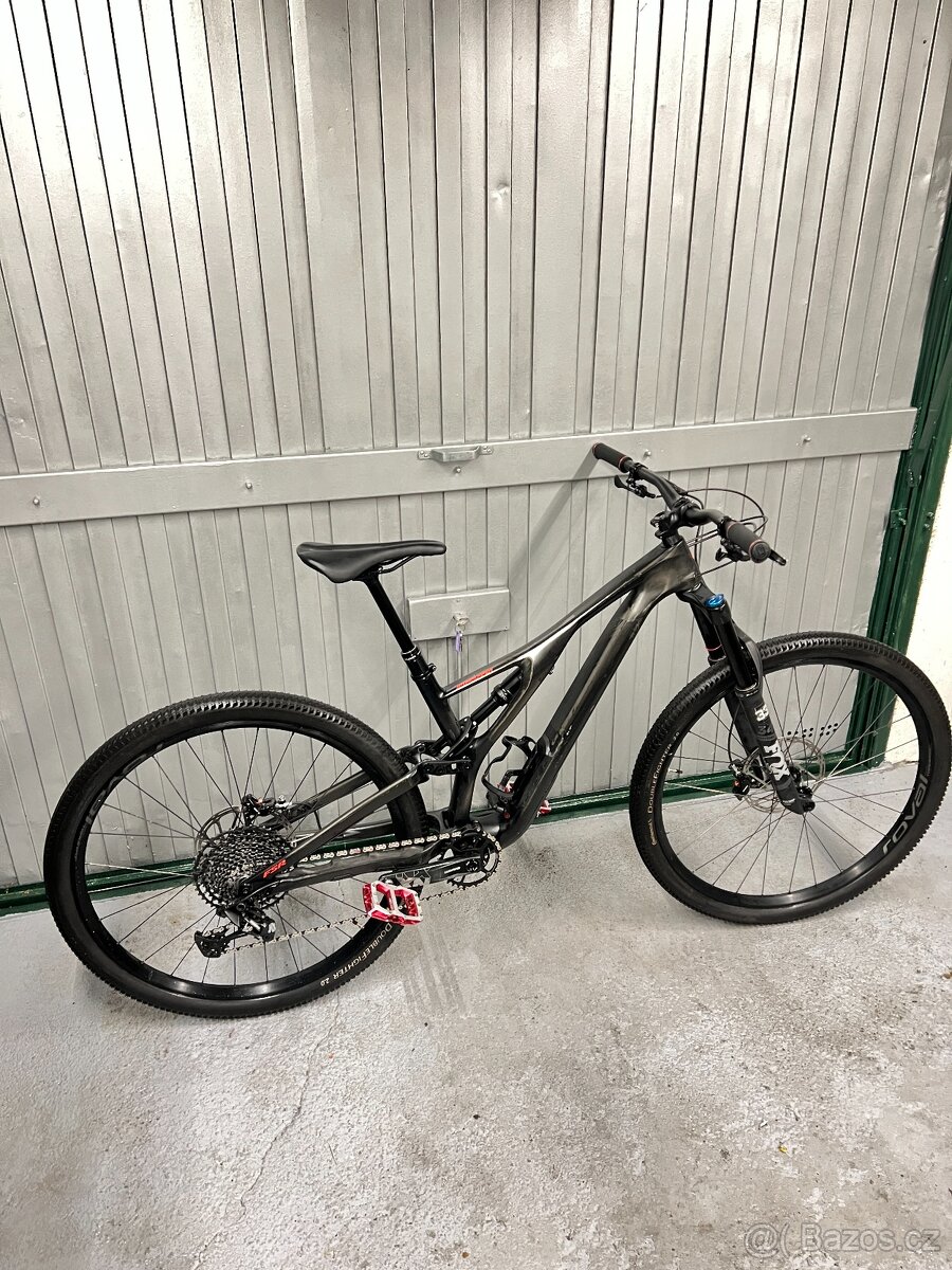Trailové karbonové kolo Specialized Stumpjumper 29" - 10
