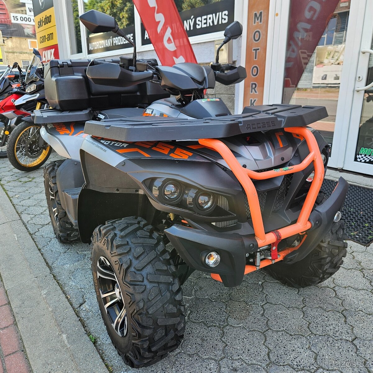 Access Motor Shade 650i LT EPS Xtreme, ČR, Naviják, Tažné - 10