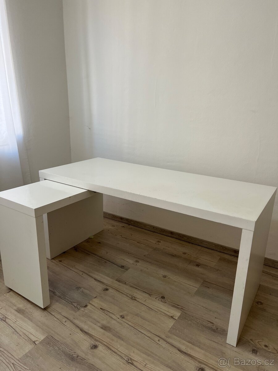 Psací stůl IKEA Malm s výsuvnou deskou - 10