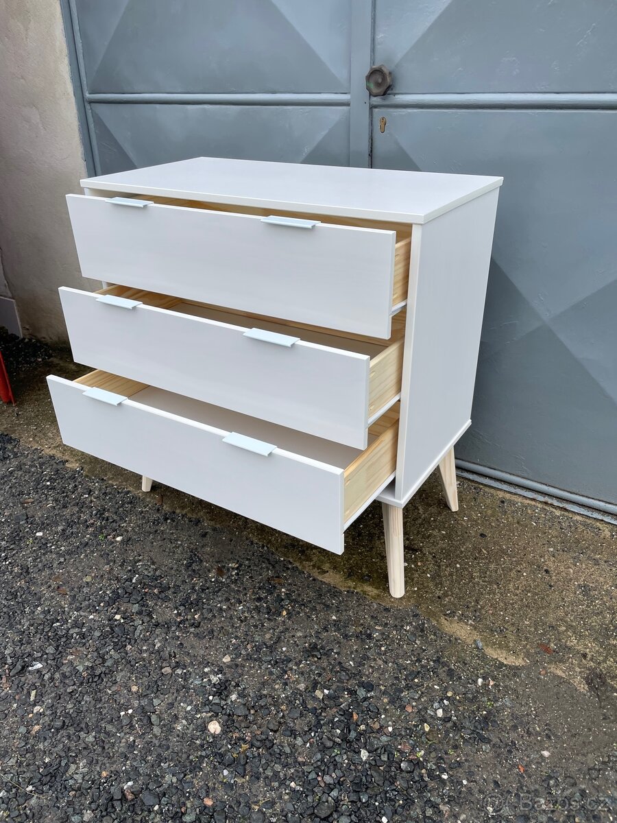 Bila komoda Campus - 10