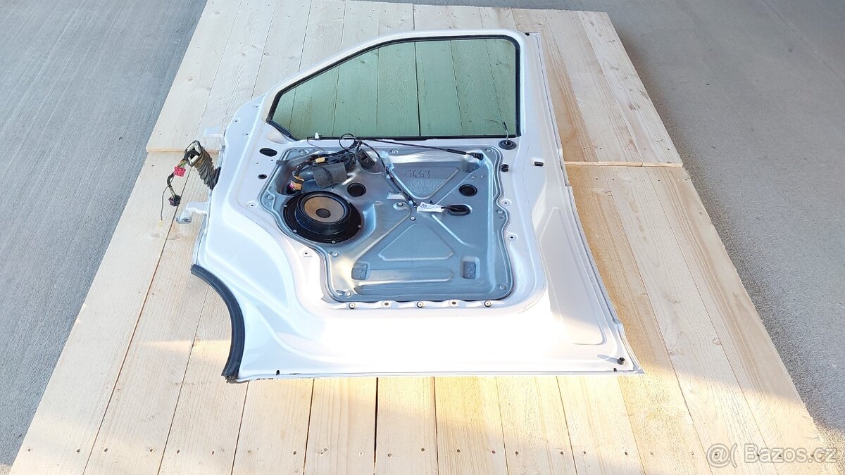 VW Transporter T5 – Dveře pravé přední bílé - 10